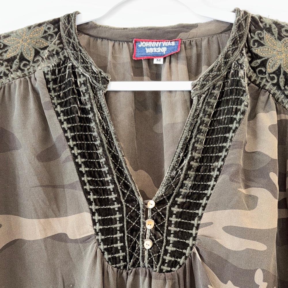 Sale-Johnny Was Silk Olive Green Camo Embroidered V-Neck Blouse
